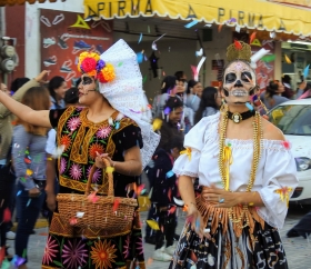 Tepeaca celebra las fiestas de Todos Santos   