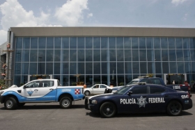 Aeropuerto de Puebla terminó labores de limpieza de ceniza volcánica
