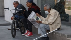 Adultos mayores recibirán pensión de 6 mil pesos a los 65 años