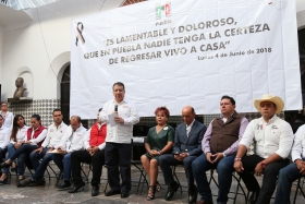 Calificó como oportunista a su contrincante de Por Puebla al Frente