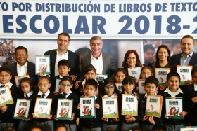 Puebla es el primer estado en distribuir, en tiempo y forma, los libros del ciclo escolar 2018-2019