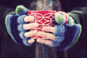 Tener las manos frías puede resultar molesto para muchas personas.