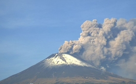 Popocatépetl registra actividad por la mañana