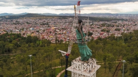 Estatua La Victoria resalta la participación ciudadana del 19 de septiembre 