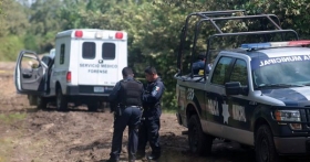 El cuerpo fue ubicado al interior de un vehículo March  en Morelos   