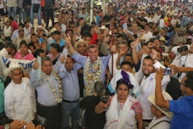Tony Gali se compromete con mejores carreteras e impulso al turismo en Cuetzalan