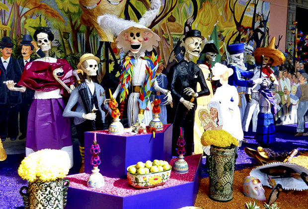 Click to enlarge image 00diademuertos.jpg