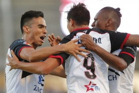 Lobos BUAP muerde al líder general