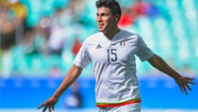 México sufre pero termina goleando a Fiyi