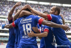 Cruz Azul es líder en la primera jornada