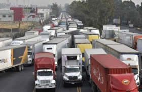 Una de cada tres unidades de transporte se mueve con diesel robado