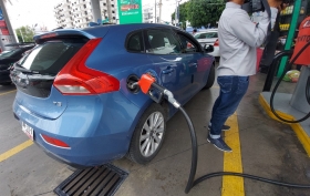Al alza, precios de la gasolina en Puebla tras disminución del subsidio fiscal