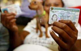 Tendrán que esperar más para convertirse en ciudadanos estadounidenses.
