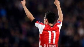 &quot;Chucky&quot; Lozano marcó doblete con PSV