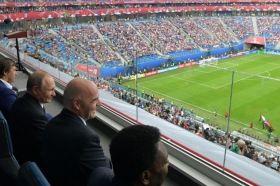 Infantino defiende el VAR