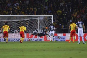 Monterrey también gana en la semifinal de ida