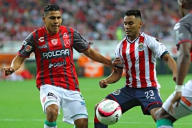 Chivas y Necaxan dividieron puntos