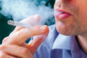 El ser un fumador pasivo genera graves consecuencias en la salud.