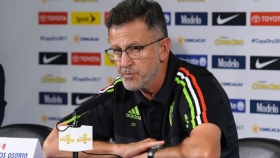 Osorio mandará jóvenes ante Honduras