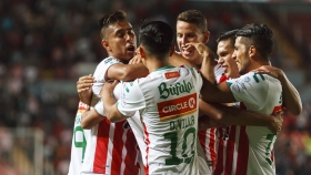Necaxa vence a los &quot;Zorros&quot;