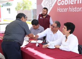  El gobernador Miguel Barbosa Huerta atendió a 73 personas en Casa Aguayo