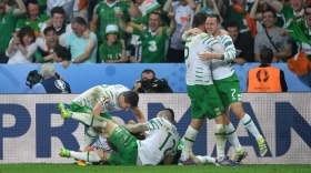 Irlanda derrota a Italia y avanza a octavos