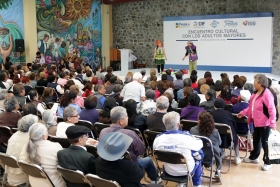 En la Casa del Abue se brindan servicios de salud, asistenciales, talleres, actividades físicas y culturales