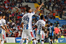 Pachuca vence convincentemente a Querétaro