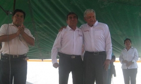 AMLO inició días de visita en Puebla apoyando a Abraham Quiroz