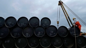 Petróleo mexicano baja 2.63%, a 21.10 dólares por barril