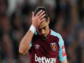 “Chicharito” borrado del West Ham, no mete gol