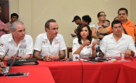 Convoca Blanca Alcalá a Resistencia Civil Pacífica