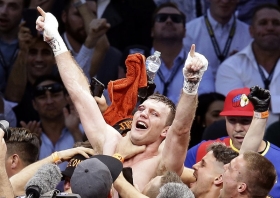 Jeff Horn vence a Manny Pacquiao