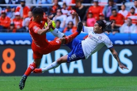 Toluca y Cruz Azul pactan empate