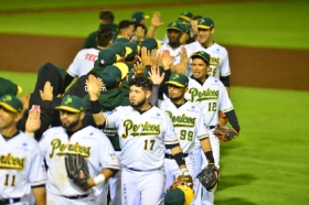Pericos iguala serie con Oaxaca