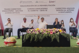 Inauguró obras de infraestructura en el municipio de Zinacatepec