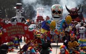 5 horas durará el desfile de Día de Muertos en #CDMX