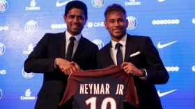 Neymar presentado con PSG