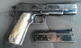 Se decomisaron 2 pistolas, 4 cargadores y 28 cartuchos útiles
