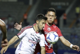 El equipo de Veracruz se quedó con el partido de ida.