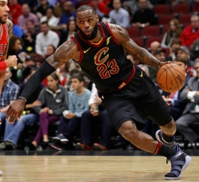 Lebron sigue imponiendo marcas en NBA
