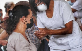 Mañana inicia vacunación para cuarentones en Puebla capital