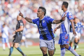 Puebla cae en Querétaro