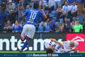 Cruz Azul ya ganó y goleó