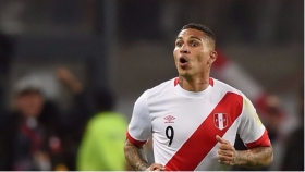 FIFA mantiene suspensión a Paolo Guerrero