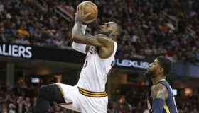 Cavaliers ganan el primero de playoffs
