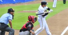 Pericos y Toros reviven la Serie del Rey