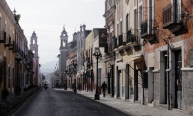 Reanudan actividades parciales en Centro de Puebla