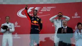 Daniel Ricciardo gana GP de Azerbaiyán