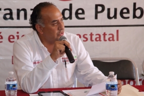 Exigen que saque sus manos del proceso electoral en Puebla    